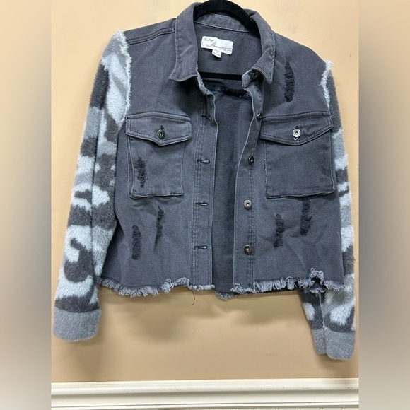 Vintage Havana Washed Black Distressed Denim Jacket Fuzzy Soft Camo Sleeves Sz M - Picture 1 of 6
